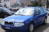 Skoda Octavia 1.6 Tour Combi*Klima*1Hand*72TKM - Skoda Octavia aus 2009: Kombi