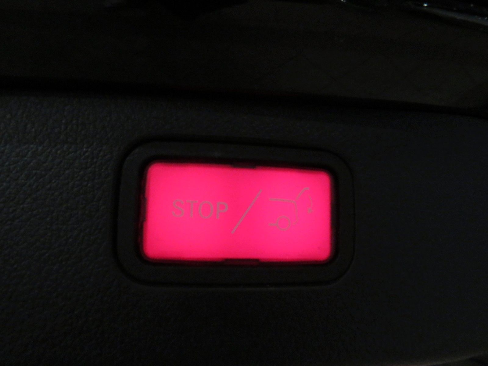 Fahrzeugabbildung Mercedes-Benz C 220 T d*LED*AHK*CAM*Spur*Toten*Distr*Fernlicht