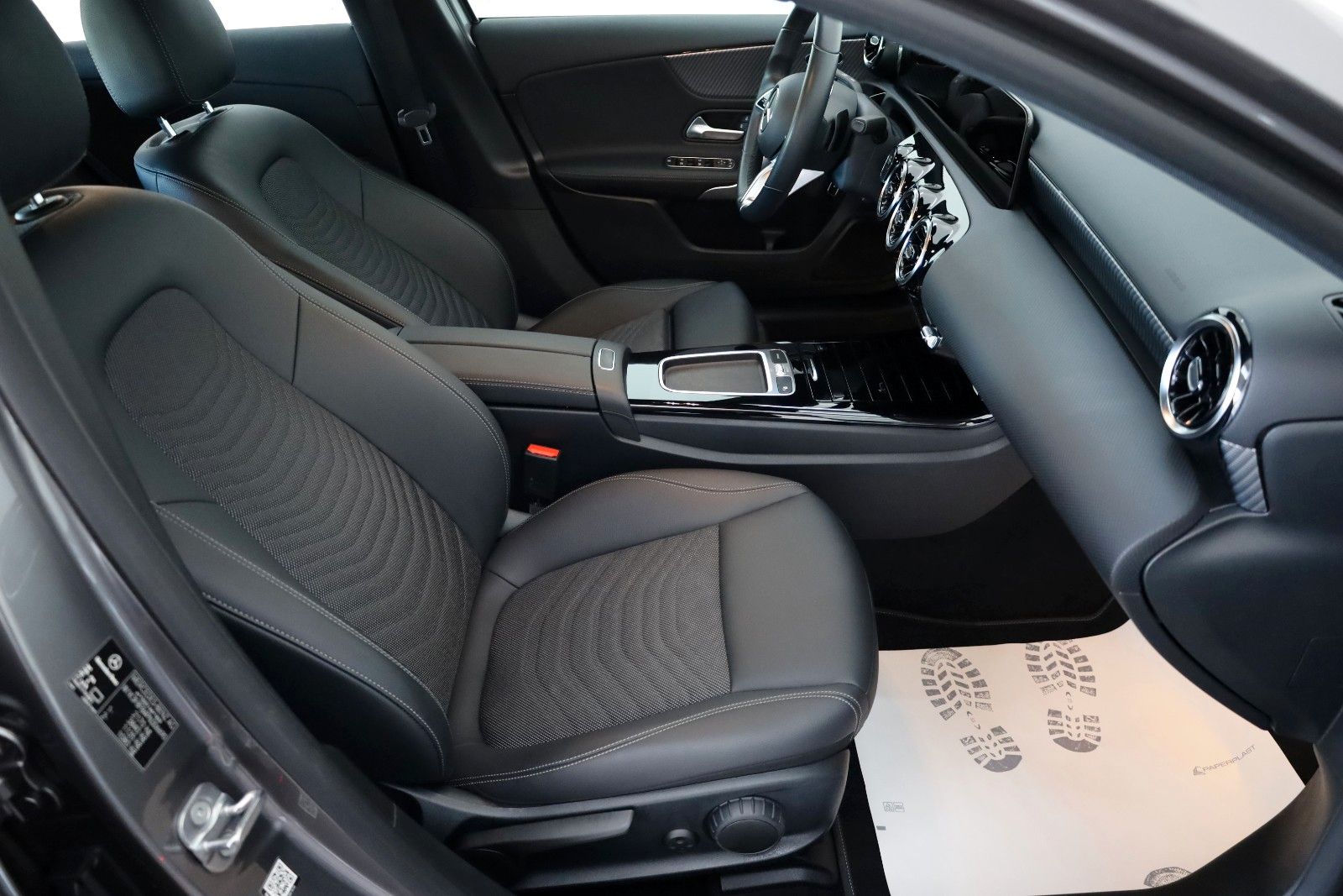 Fahrzeugabbildung Mercedes-Benz A 250 e Progressive,T.Leder,Navi,LED,SH,360°Kam