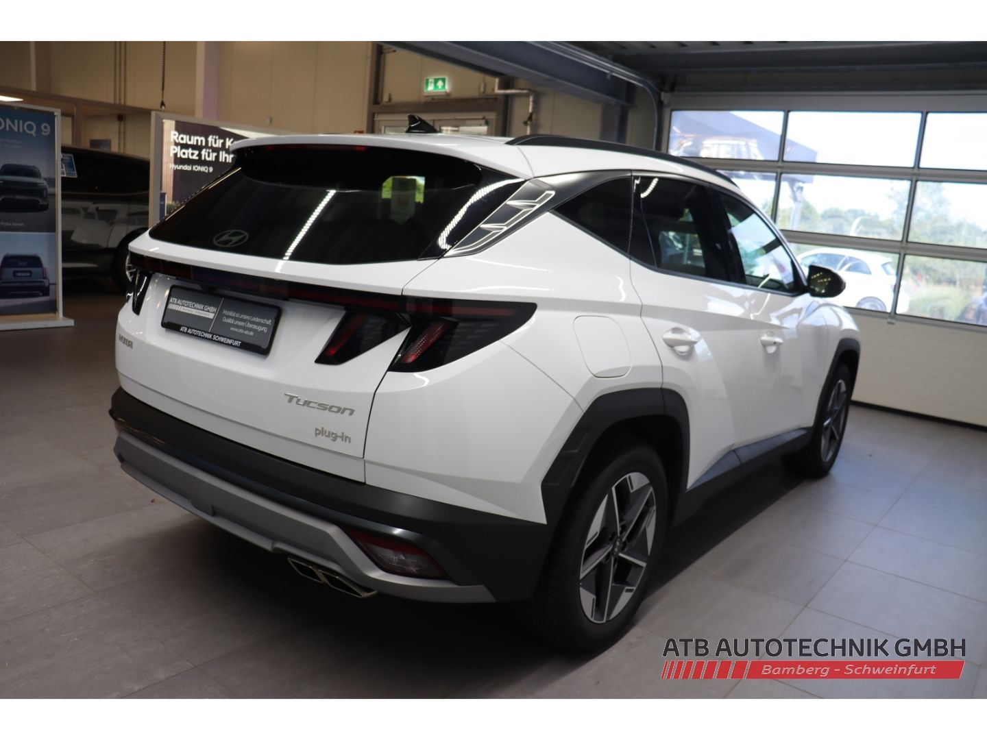Fahrzeugabbildung Hyundai Tucson Trend PHEV 1.6 T-GDi 6-AT 4WD Navi Digita