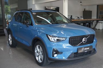 Volvo XC40 - 3