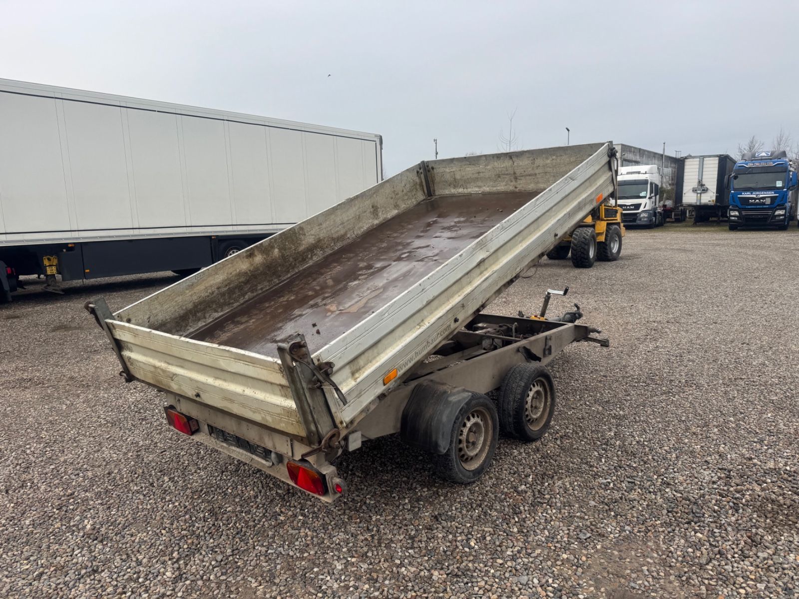 Fahrzeugabbildung Humbaur HTK 3500