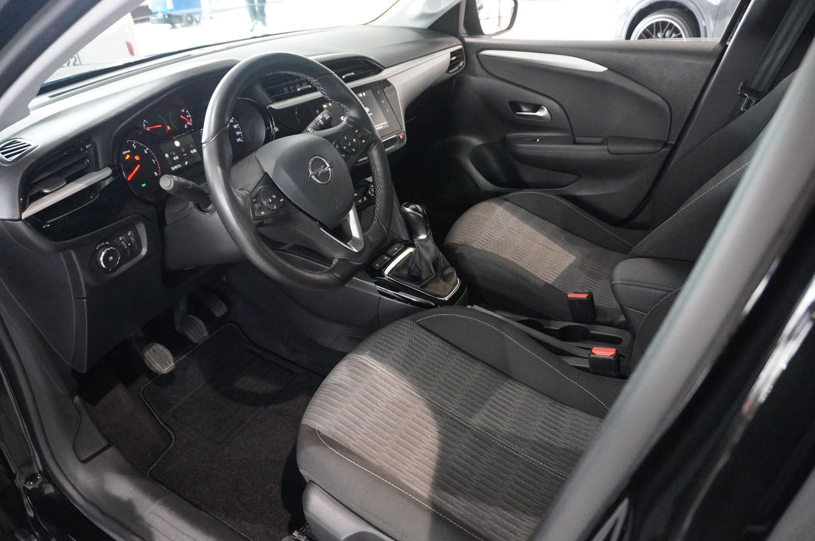 Fahrzeugabbildung Opel Corsa F 1.2 EDITION NAVI/KAMERA/TEMP./PDC/DAB+