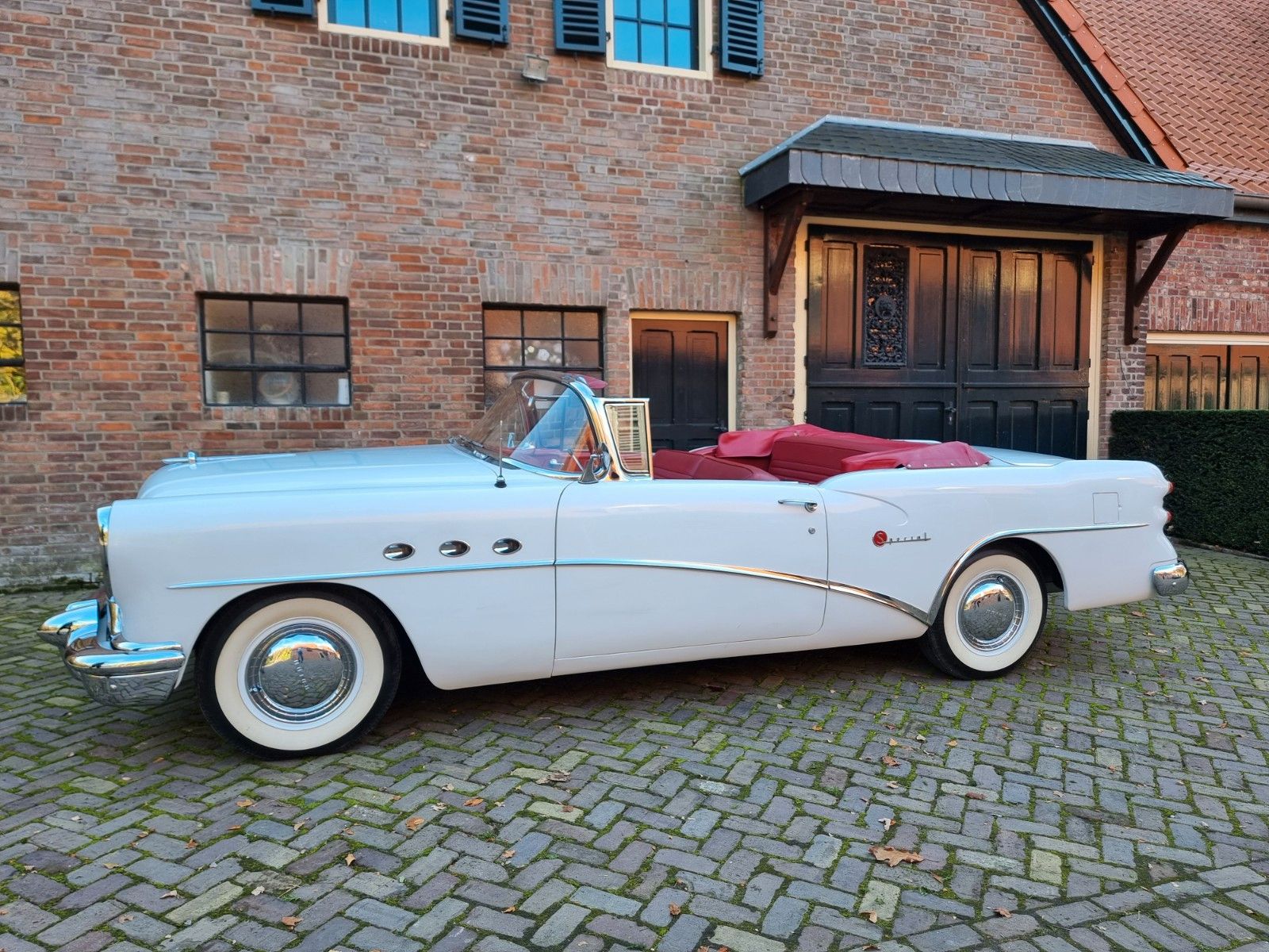 Fahrzeugabbildung Buick Special Deluxe Convertible im 1A Sammlerzustand