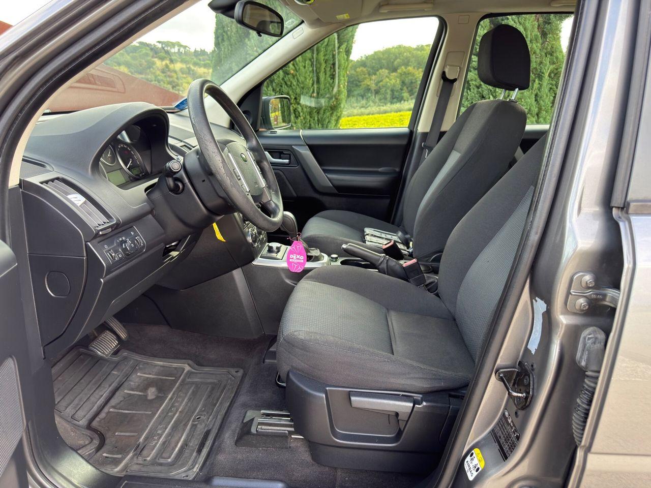 Land Rover Freelander 2012 — photo 10