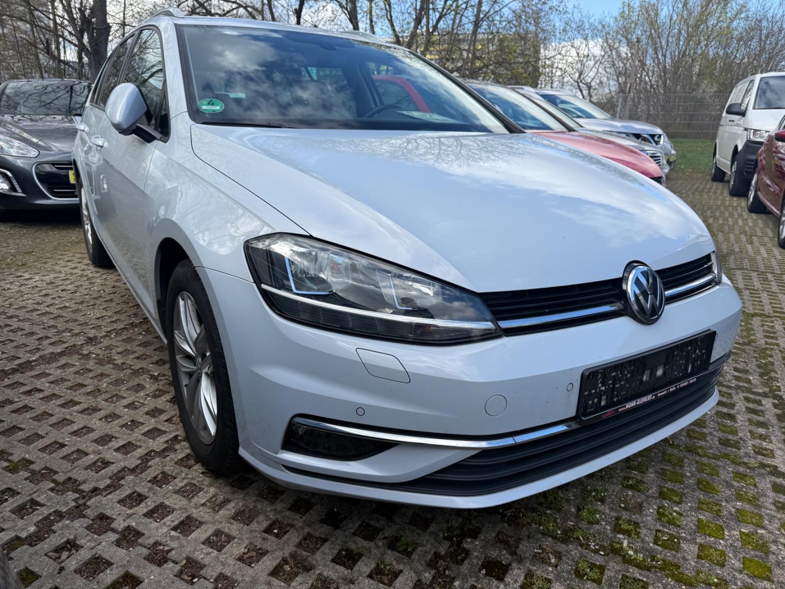 Volkswagen Golf VII Variant*NAVI*APP-CONNECT*ACC*SHZ*PDC*