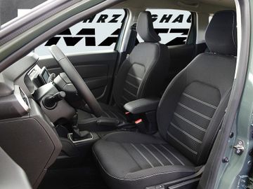 Fahrzeugabbildung Dacia Duster TCe130 Expression*Media Display*Sitzhzg*