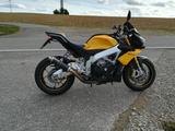 Aprilia Tuono V4R 1000 APRC - APRILIA TUONO 1000