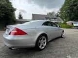Mercedes-Benz CLS 350 CGI - - Mercedes-Benz CLS 350 mit Benzin-Antrieb: Coupé
