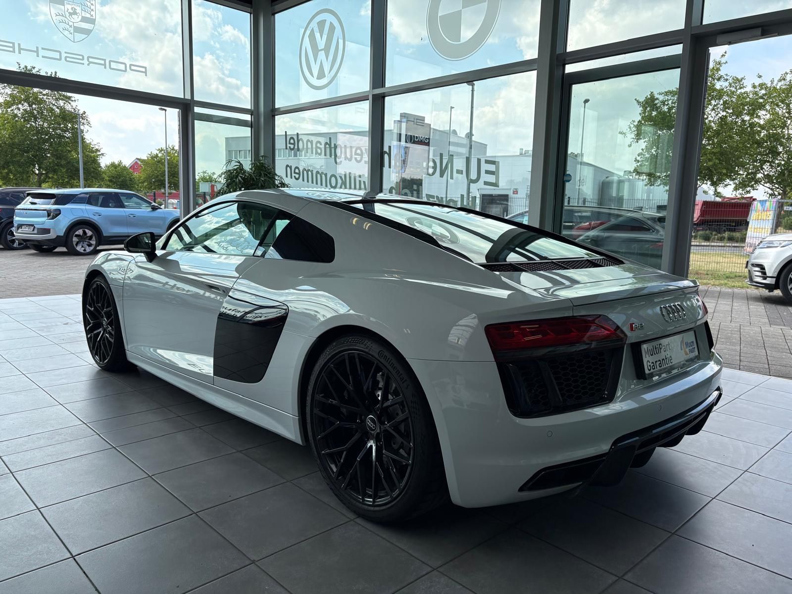Fahrzeugabbildung Audi R8 Coupe 5.2 FSI quattro/erst 19800 km
