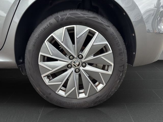 Skoda Kamiq 1.0 TSI Tour *2XPDC*CAM*LED*SHZ*SMARTLINK*