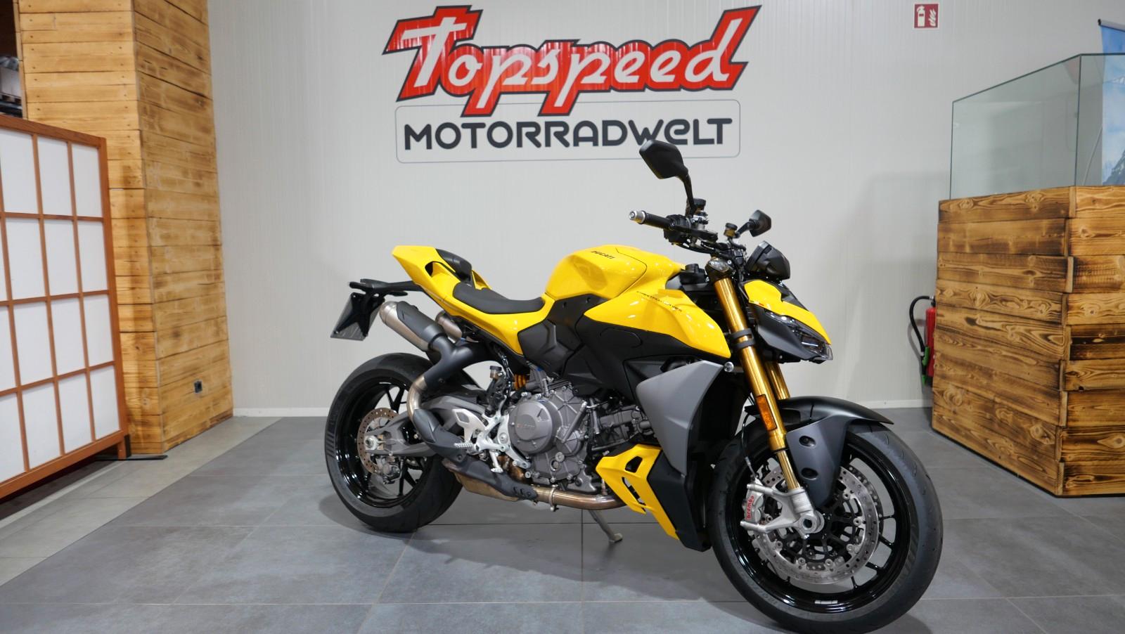 Ducati Streetfighter V2 S