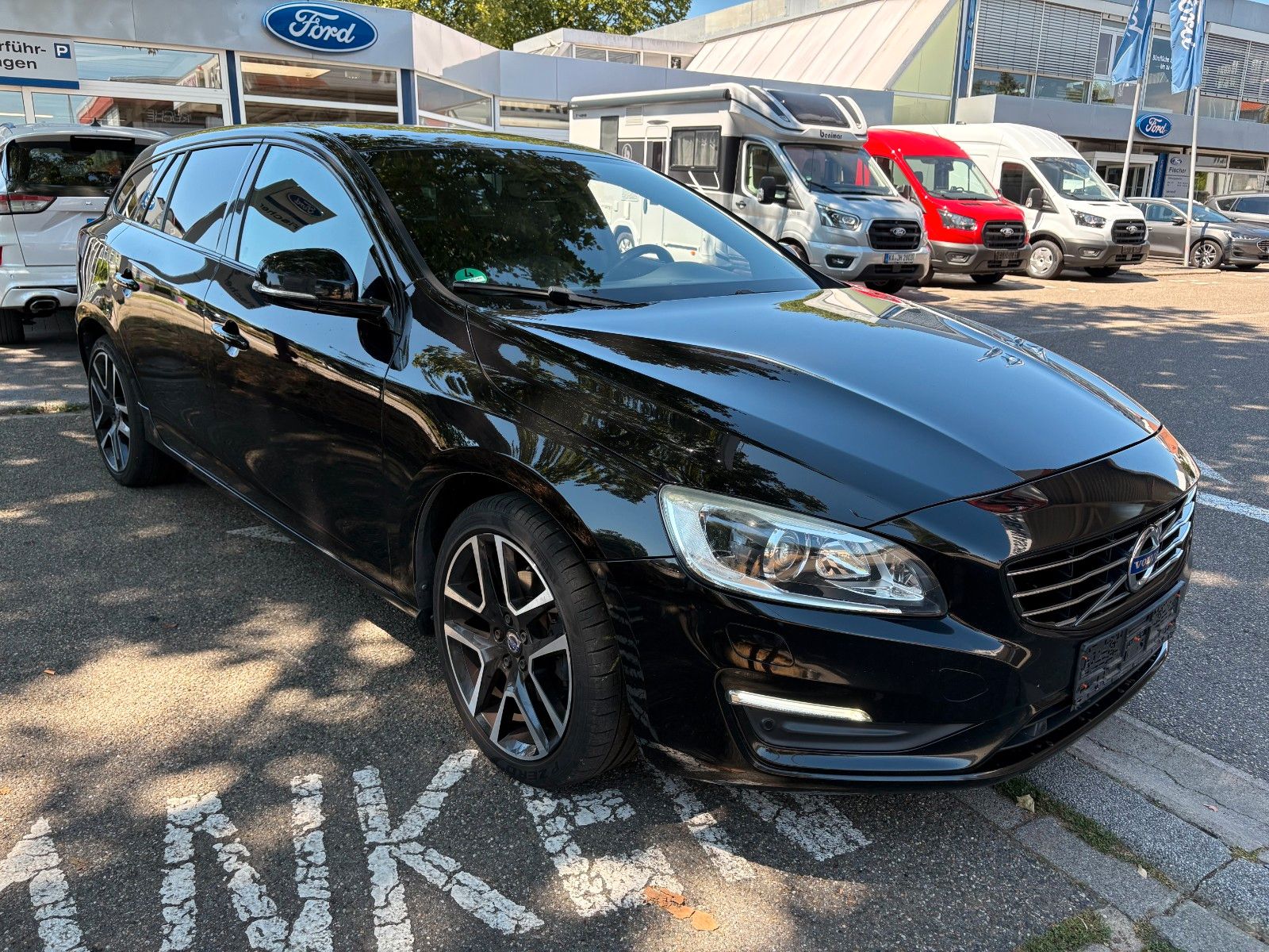 Volvo Volvo V60 Kombi Linje Svart,Automatik,Leder,AHK ab