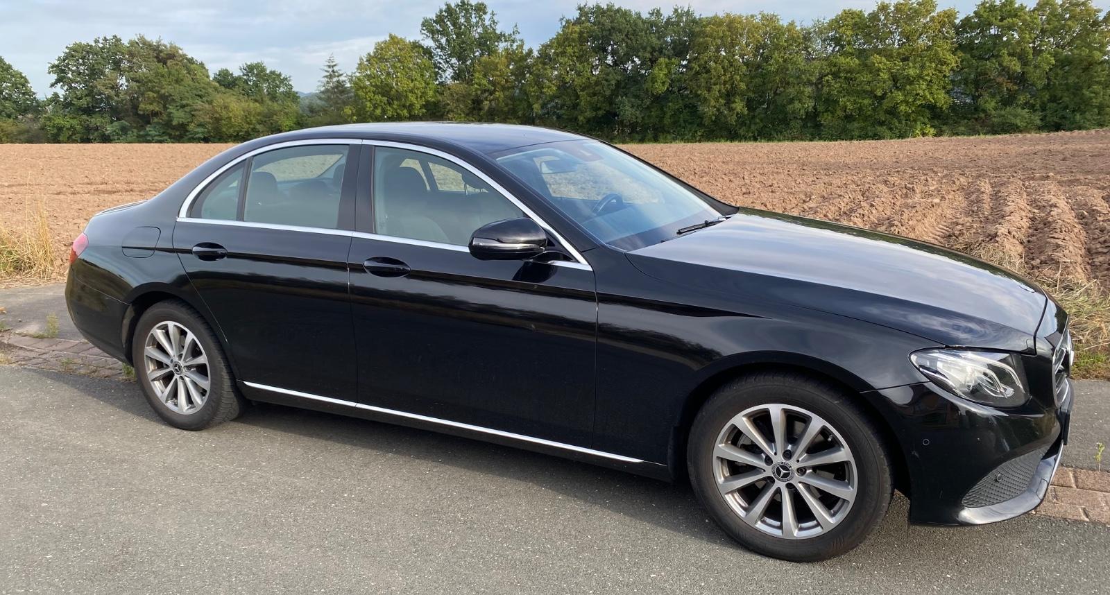 Mercedes-Benz E 220 d Autom. - Standheizung AHK