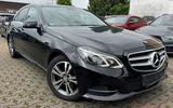 Mercedes-Benz E 300 4x4-KAMERA-NAVI-PANORAMA-SHZ-LED-LEDER- - Mercedes-Benz E 300: Limousine