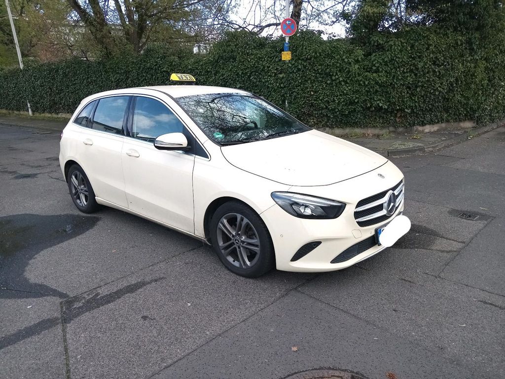 Image of Mercedes-Benz B 180