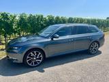 Skoda Superb Ill Combi 2.0 TDI SCR DSG Ambition - Skoda Superb in Freiburg