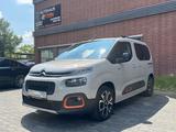 Citroën Berlingo Shine M *PANO*HUP*TEMPO*KAM*CARPLAY*SHZ - gebrauchte Citroën Berlingo aus dem Jahr 2018