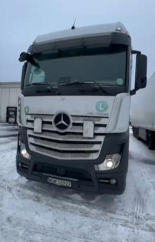 Mercedes-Benz Actros 1845