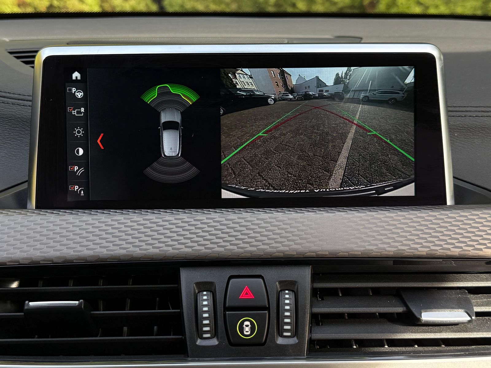 Fahrzeugabbildung BMW X2 xDrive 25e M Sport LED+NAV+KAM+H&K+PARK+CARPL