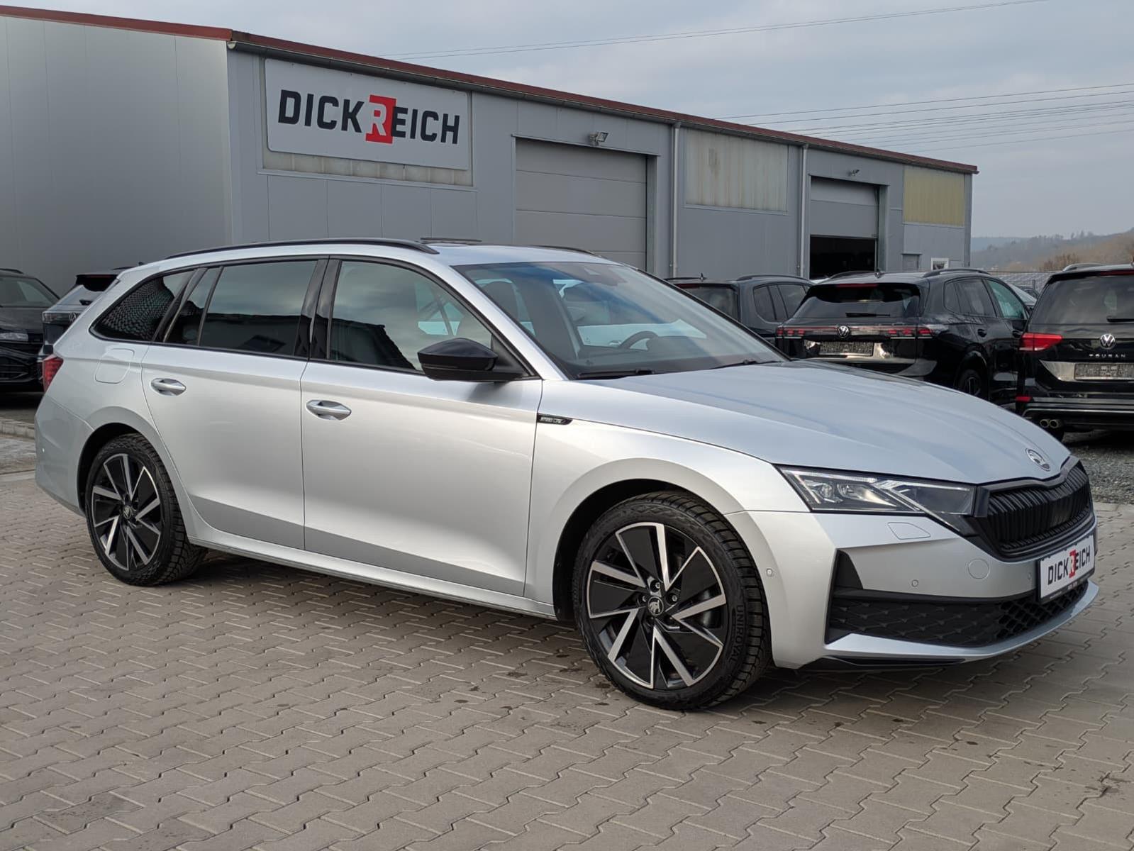 Skoda Octavia 1.5 DSG Sportline PANO*MATRIX*AHK*5J.GAR