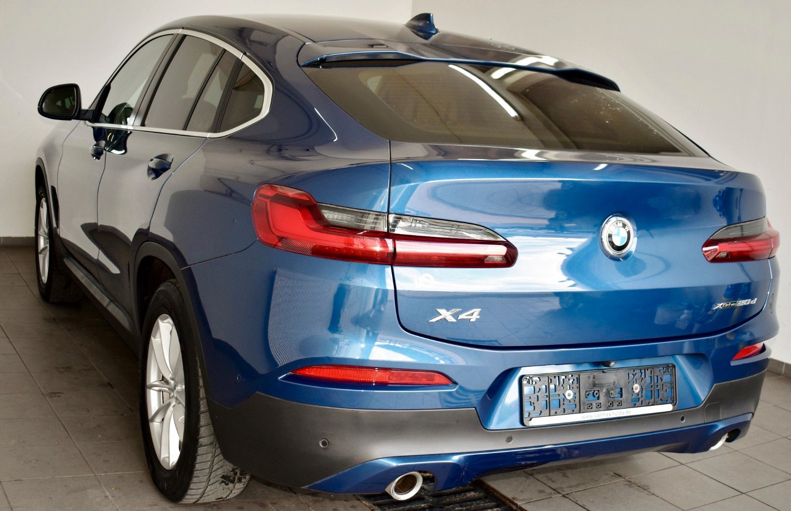 Fahrzeugabbildung BMW X4 xDrive 20 d Advantage,Leder,Navi,LED,Kamera