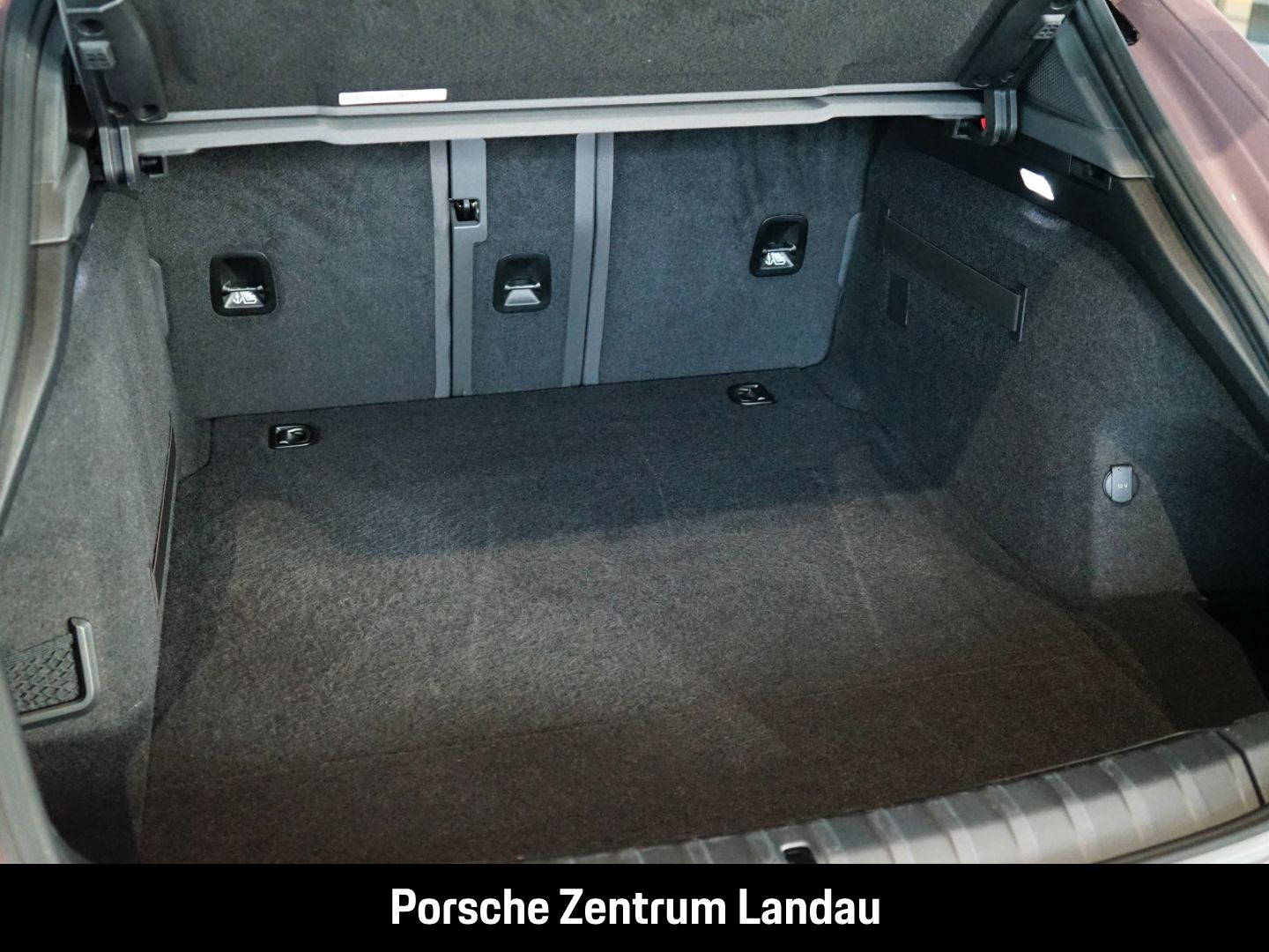 Porsche Taycan Sport Turismo Surround-View Luftfederung foto 11