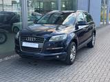 Audi Q7 3.0 TDI quattro - Audi Q7 mit Diesel-Antrieb: Kombi