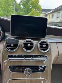 صورة 9 لـ 2015 Mercedes-BENZ C 220