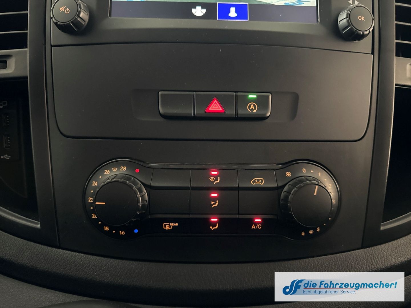 Fahrzeugabbildung Mercedes-Benz Vito Kasten 114 CDI FWD kompakt LED Blendfreies