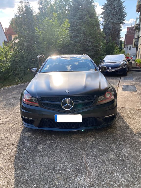Mercedes-Benz C 63 AMG