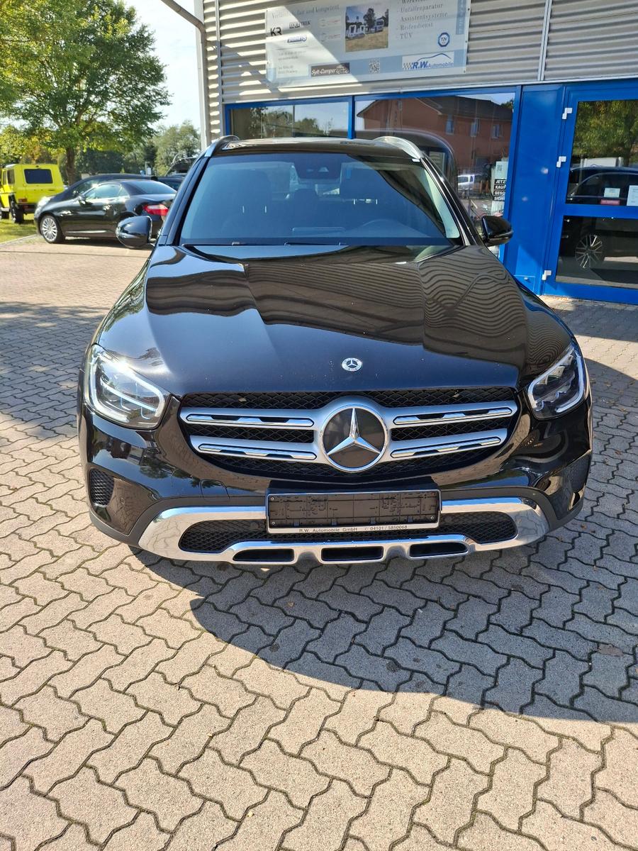Mercedes-Benz GLC 300 GLC  d 4Matic, Ahk,Panoramadach,19"Alu