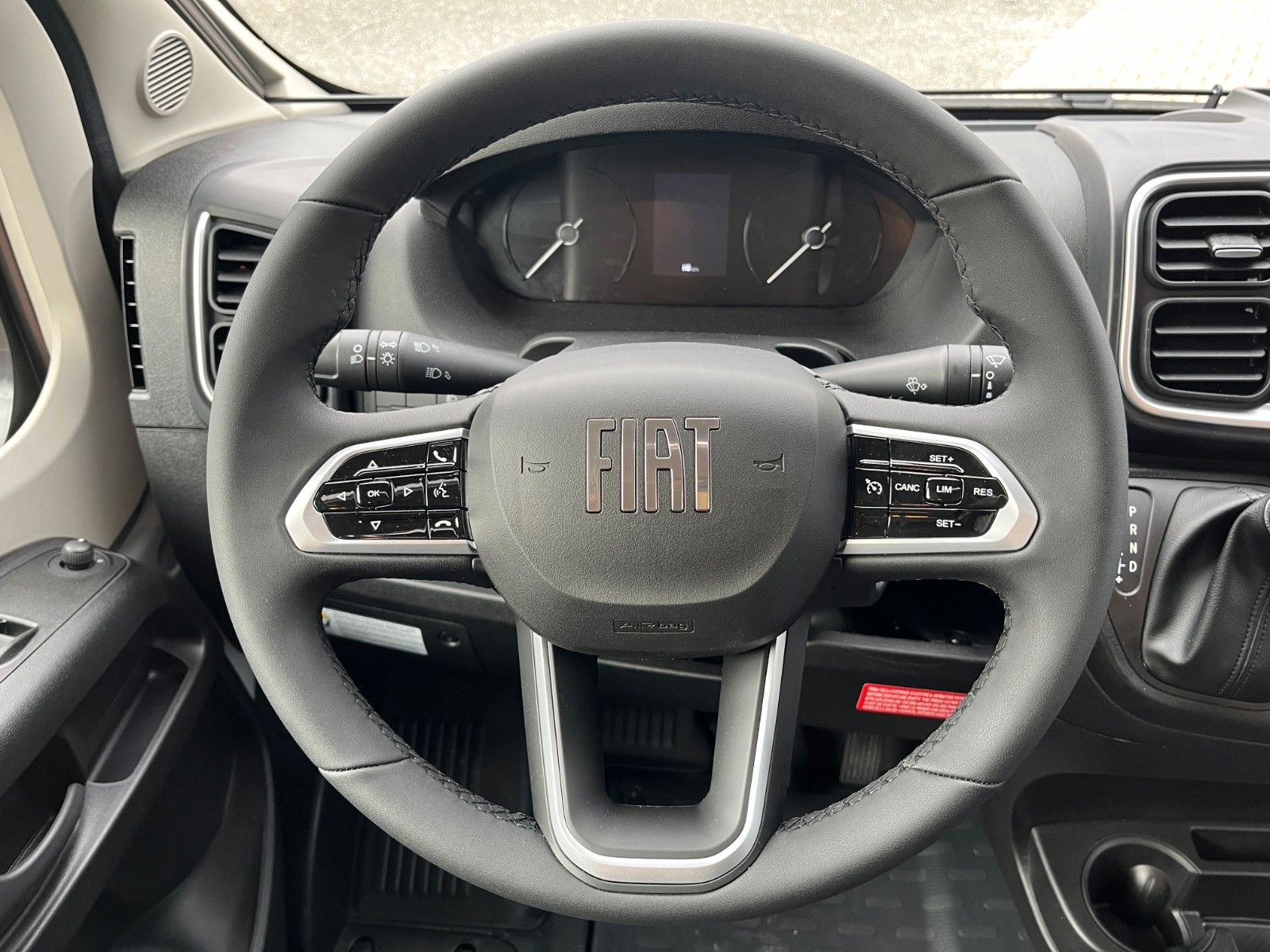 Fahrzeugabbildung Etrusco T 6.9 SBC *Automatik*Hubbett*Markise*Komfort Plu