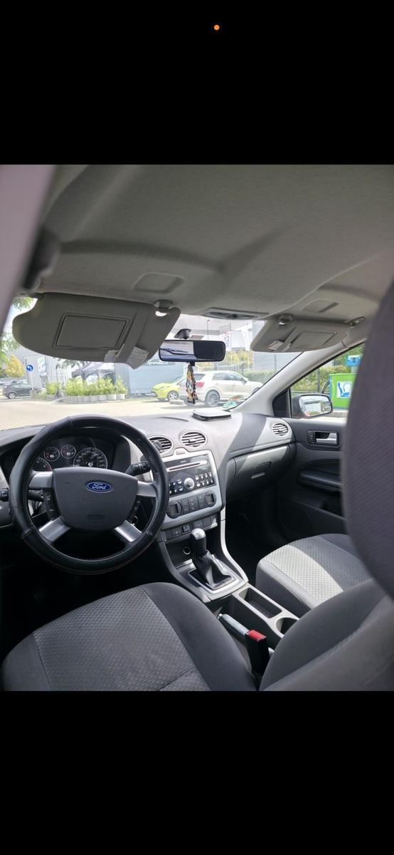 Ford Focus 2006 — photo 7