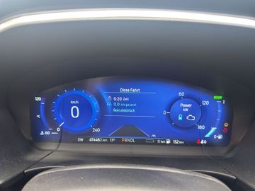 Ford Kuga - 10