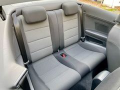 Fahrzeugabbildung Volkswagen Golf VI Cabriolet Basis DSG Temp. inkl. Garantie