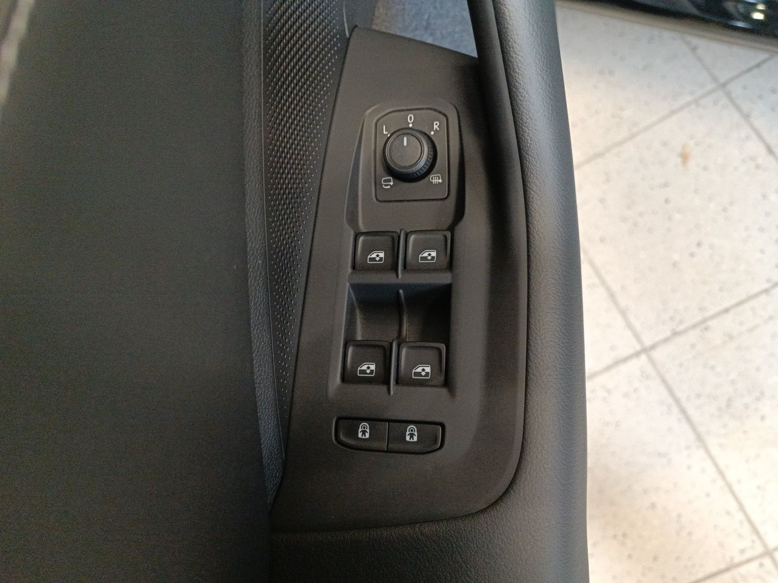 Volkswagen Passat - Bild 16