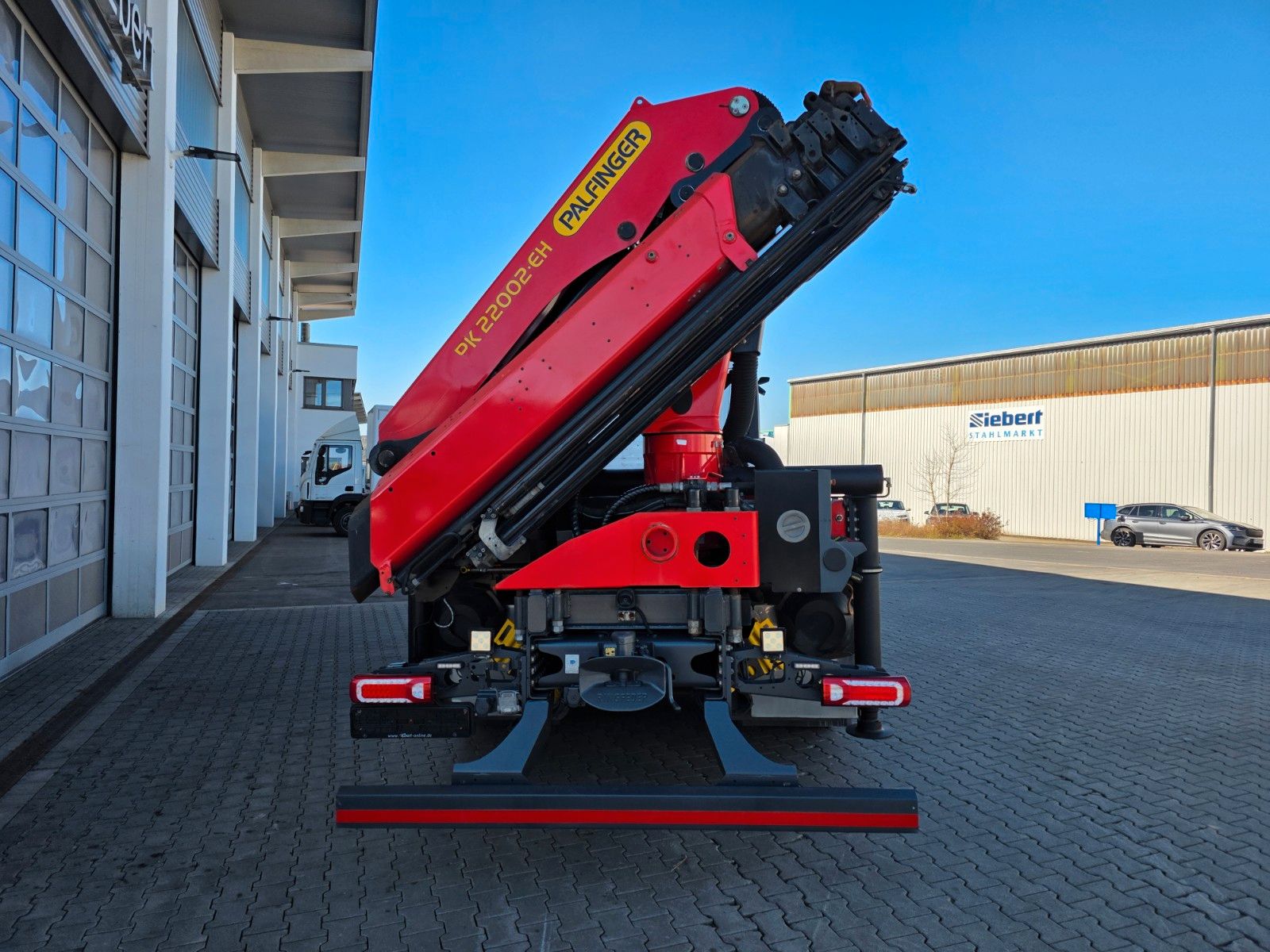 Fahrzeugabbildung Mercedes-Benz Actros 2551 L 6x2 Palfinger PK22002 Funk Solo