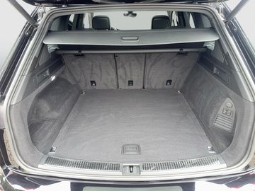 Volkswagen Touareg - 12