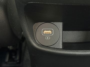 Hyundai KONA 1.6 T-GDI 4WD DCT Sitzheizung Kamera AHK