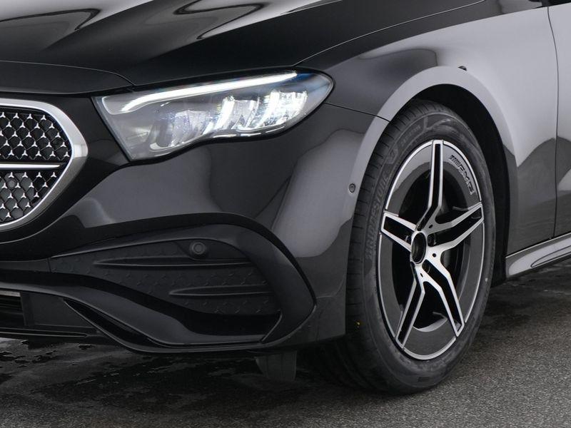 Mercedes-Benz E 220 T d , AMG NIGHT AHK DISTR KAMERA PANO SPUR