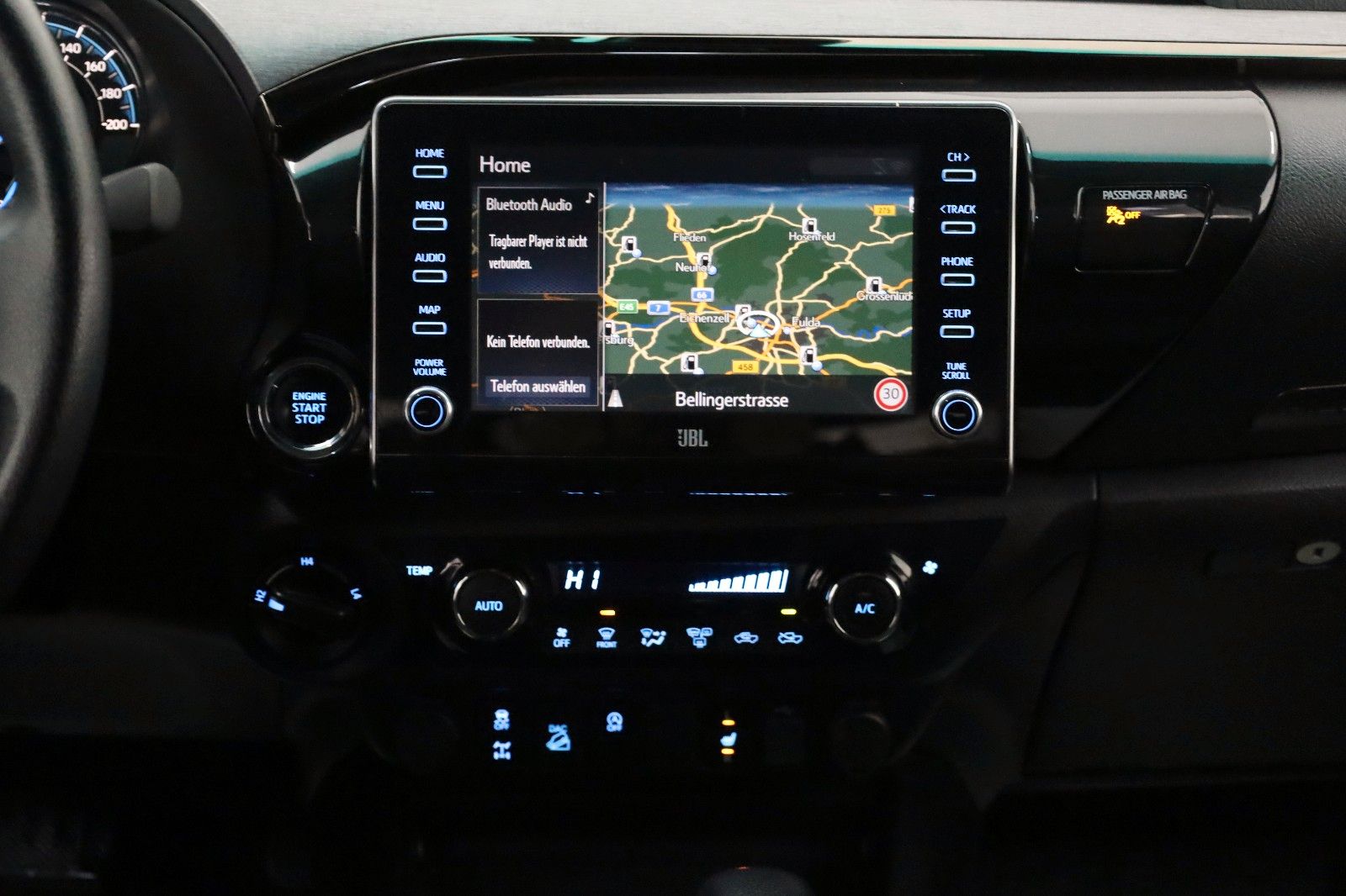 Fahrzeugabbildung Toyota Hilux 2.8 D-4D Invincible 4WD, ACC,JBL Sound,AHK