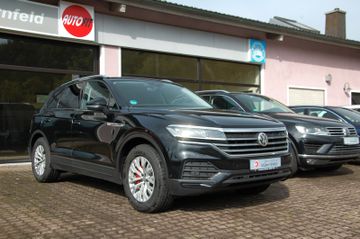 Volkswagen Touareg - 2