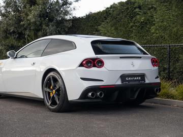 2021 Ferrari GTC4LUSSO — миниатюра 25