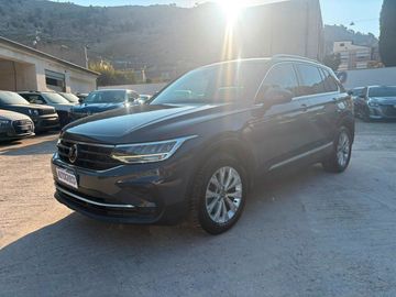 Volkswagen Tiguan - 3