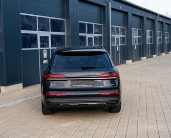Audi Q7 - 5