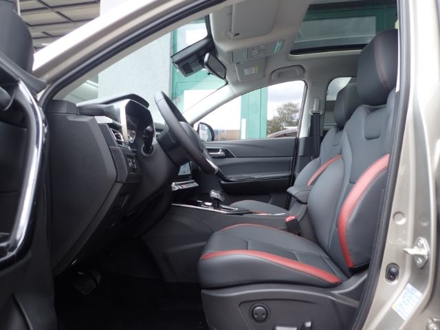 Fahrzeugabbildung DFSK Forthing 3 1.5L Turbo El. Panodach Leder ACC El.