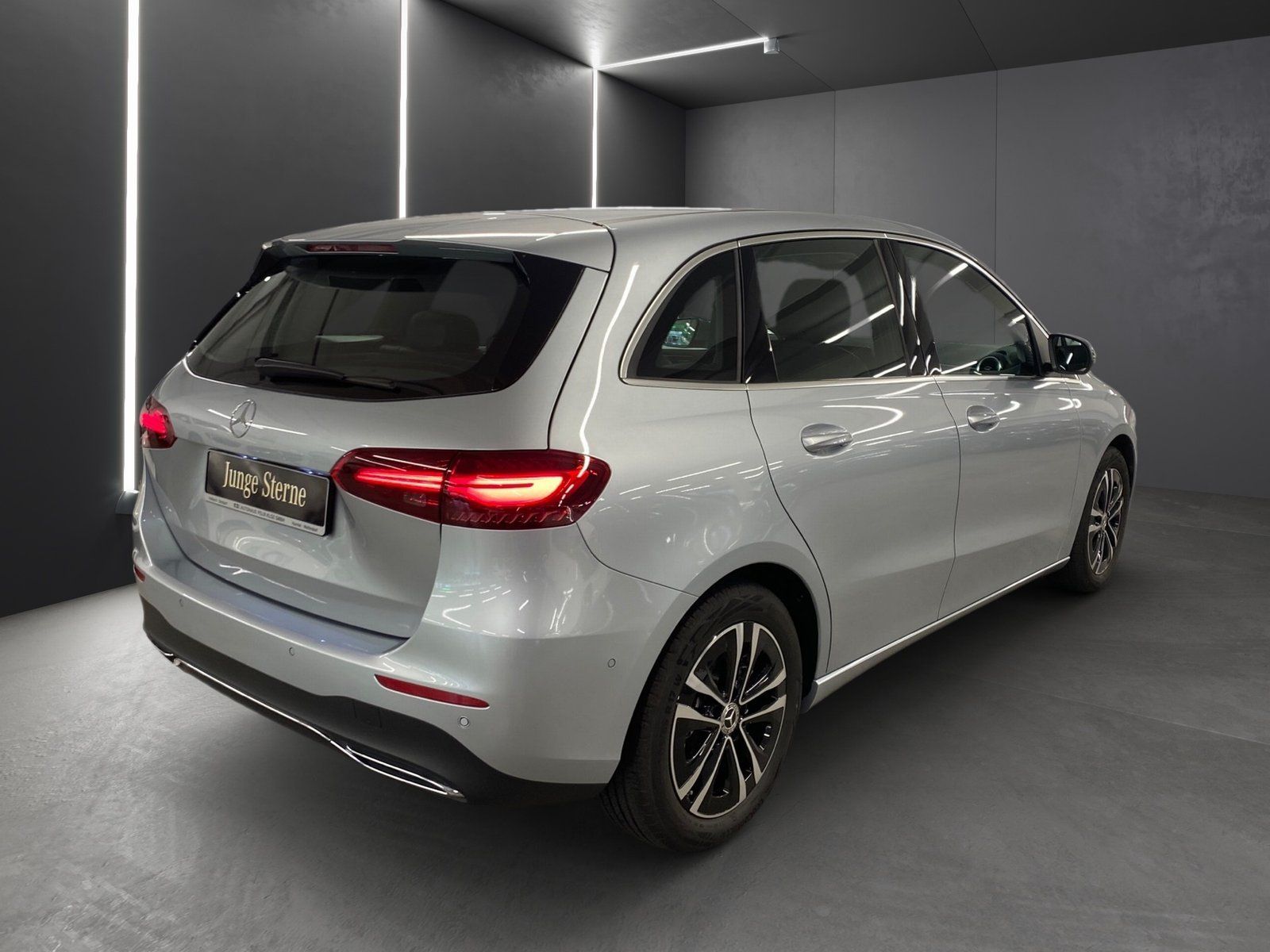 Fahrzeugabbildung Mercedes-Benz B 200 Progressive*AHK*Totwinkel*360°*LED*CarPlay