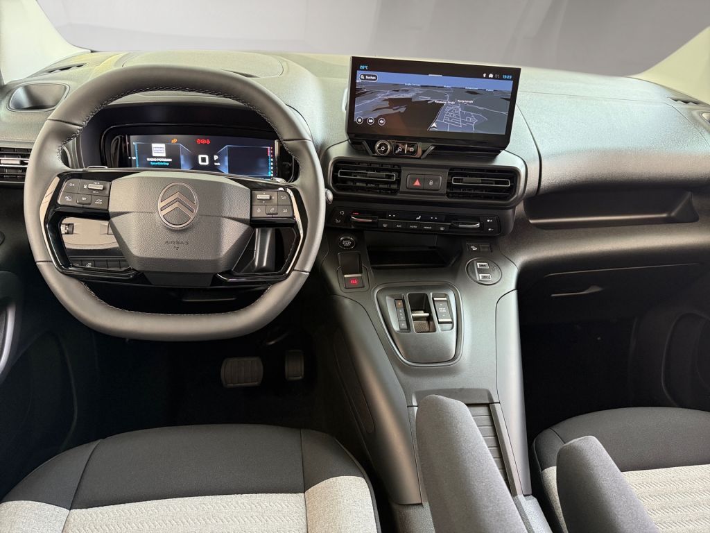 Fahrzeugabbildung Citroën Berlingo M BlueHDi 130 EAT8 MAX