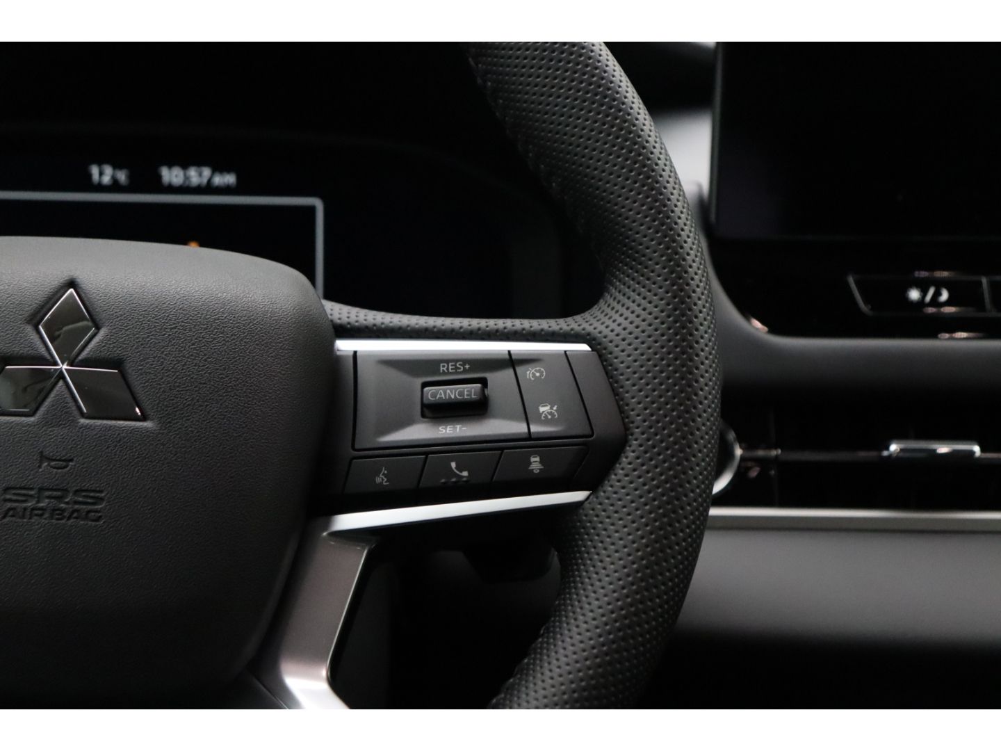 Fahrzeugabbildung Mitsubishi Outlander Plug-in Hybrid BASIS ++Sitzheizung++